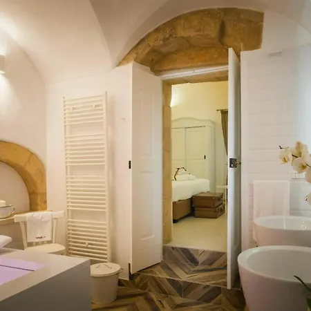 Couette-café Amatè 4*